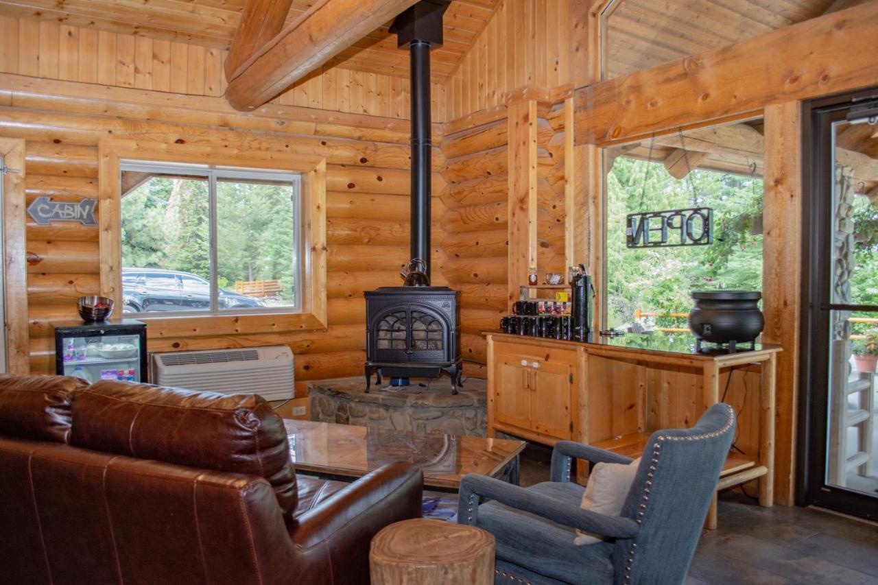 Log Inn Bonners Ferry Exterior foto